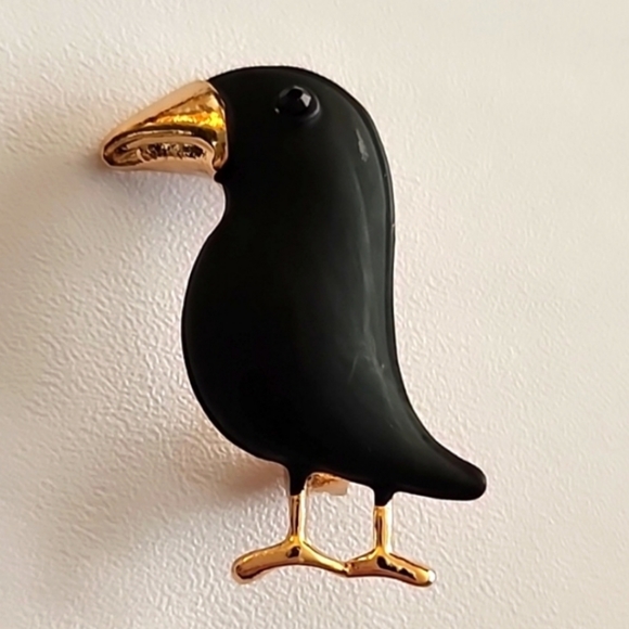 Boho Gypsy Sisters Jewelry - Brooch Crow /Raven Brooch Matt Enamel  Color BRO